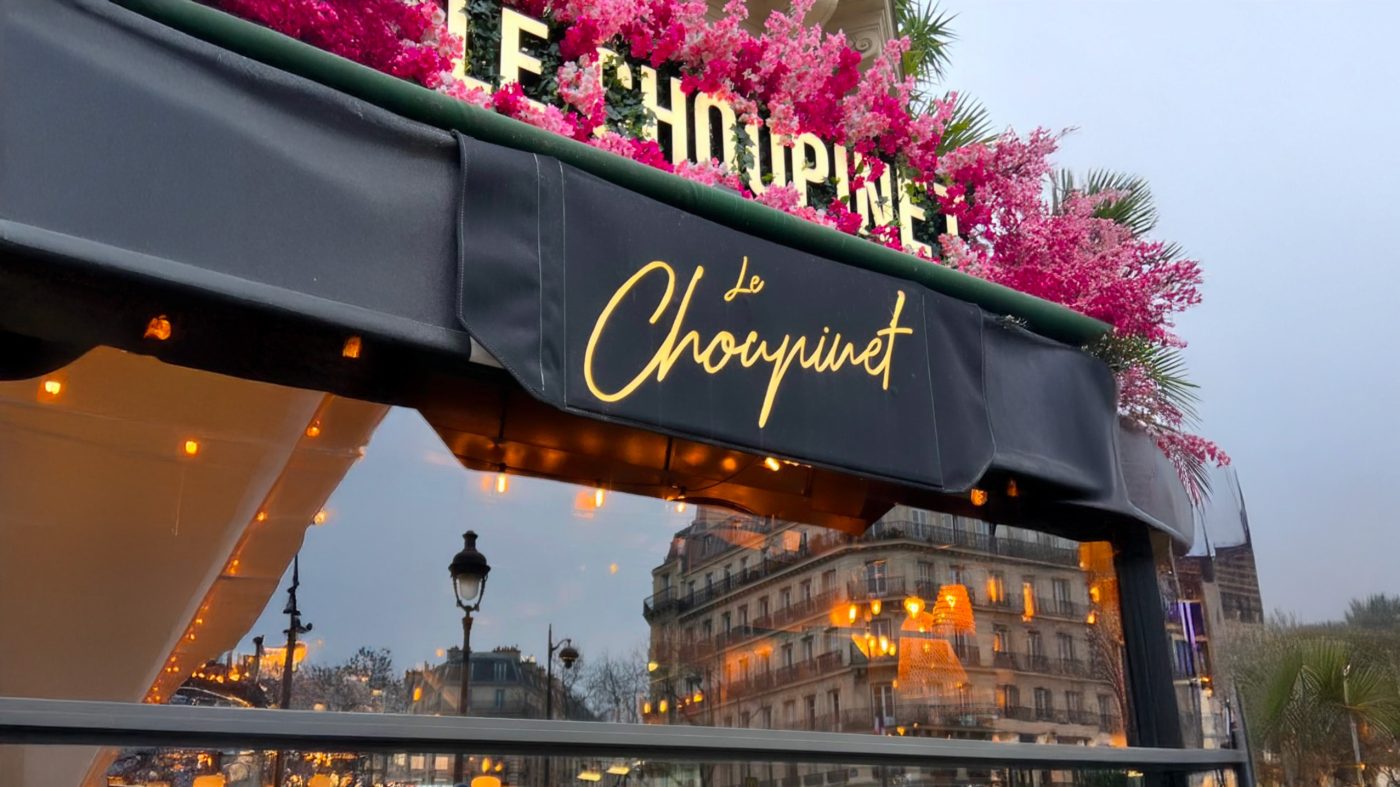Enseigne devanture restaurant français et brasserie institution parisienne Le Choupinet